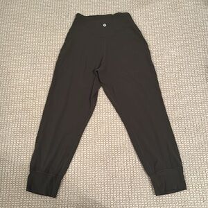 Lululemon Capri Align Joggers Dark Olive Size 4 Great Condition